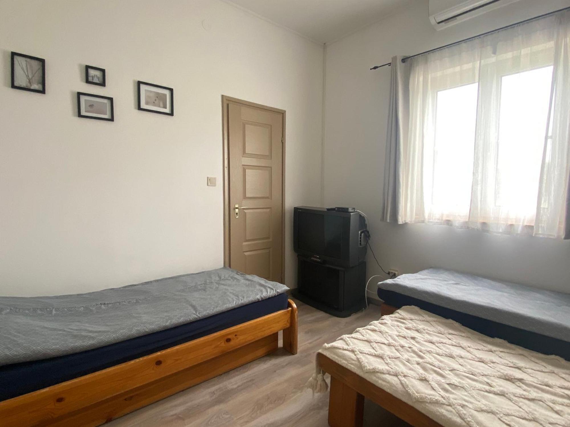 Tuender Pension Mogyoród 外观 照片